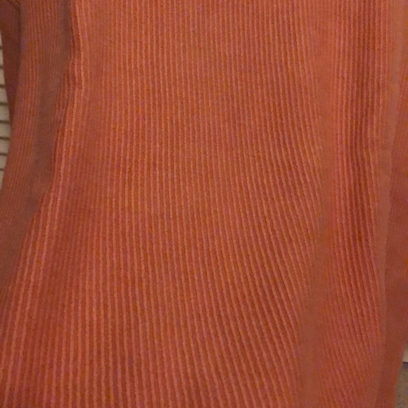 COPY - Aerie sweatshirt - Picture 3 of 3